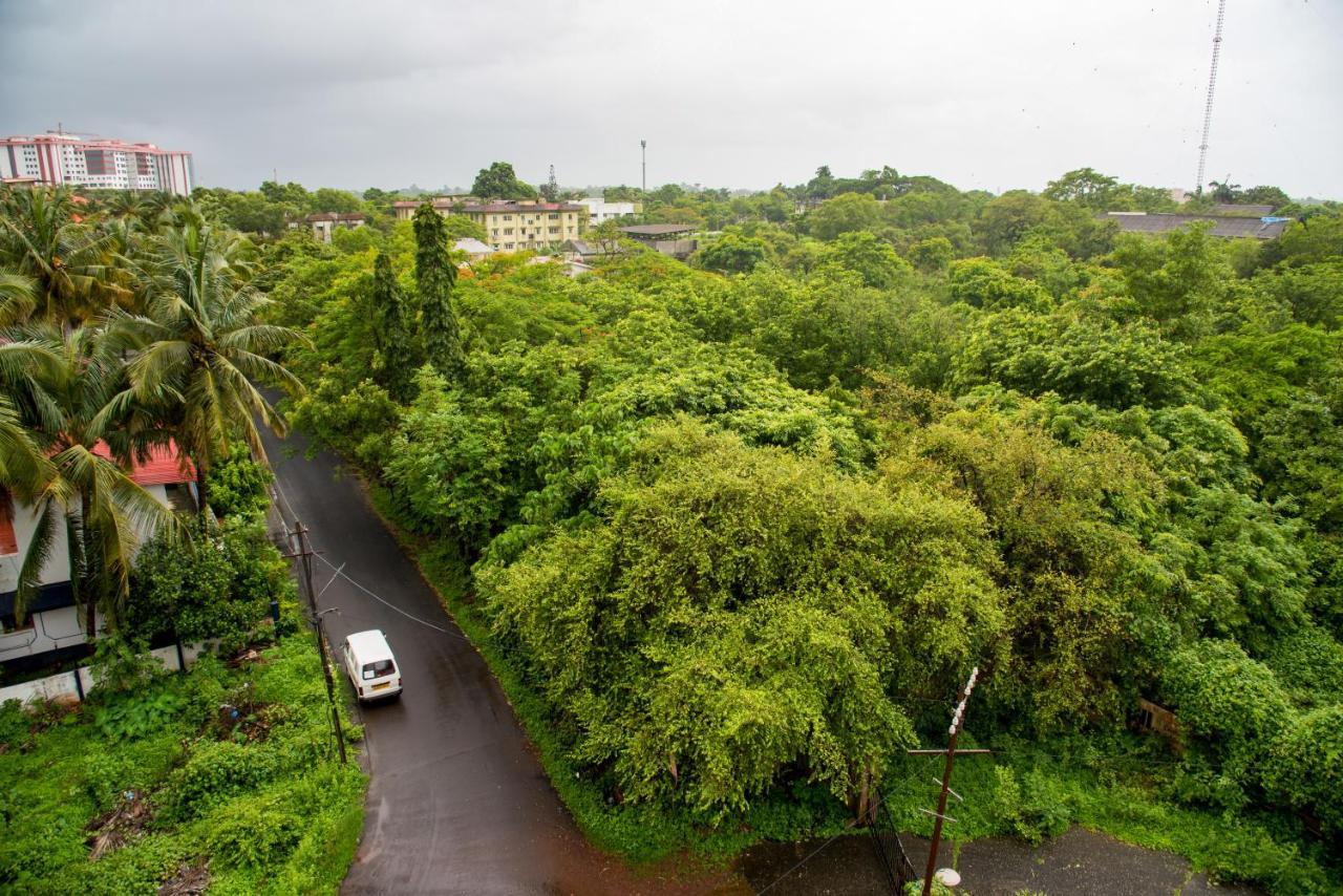 The Green Boutique Panaji Exterior photo